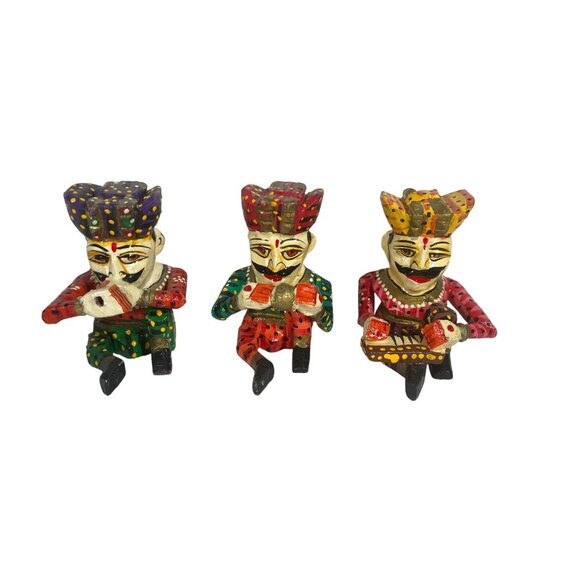 Set Of 3 Hand-Painted Carved Indian Raja Musician Figurines In Vibrant Colors Wo - Picture 1 of 10